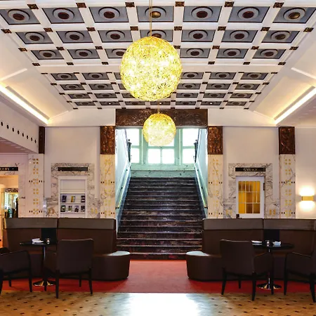 Hotel Steigenberger & 5*