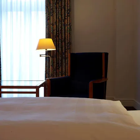 Hotel Steigenberger & 5*