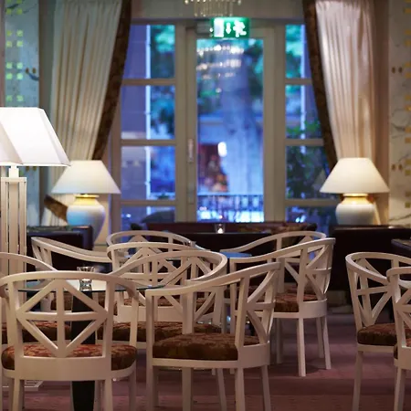 Hotel Steigenberger & 5*